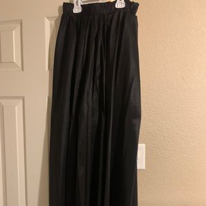 Long black maxi skirt